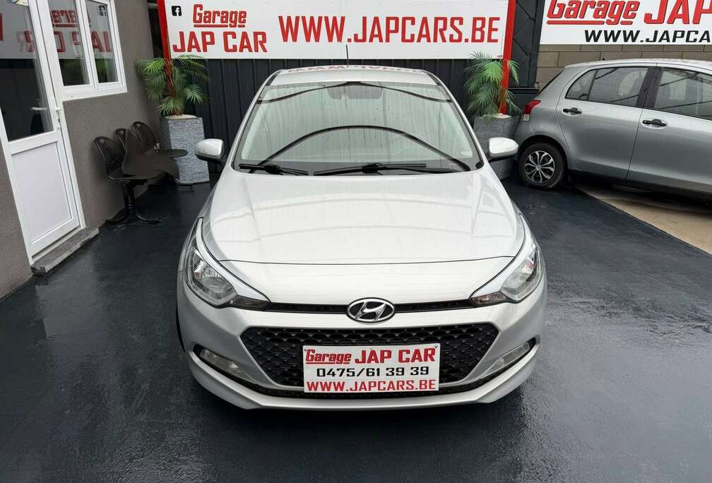 Hyundai boite automatique clim caméra gps garantie 1an