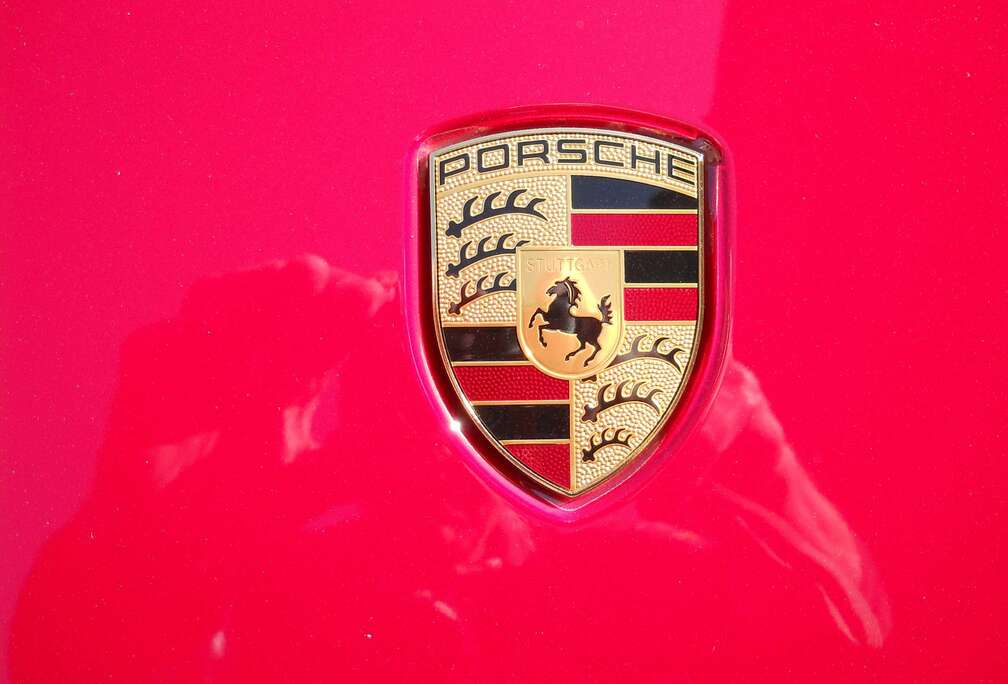 Porsche Taycan 93.4 kWh Taycan 4S