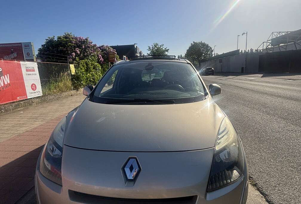 Renault Renault Grand Scenic 1.9Euro 5 panoramadak keyless