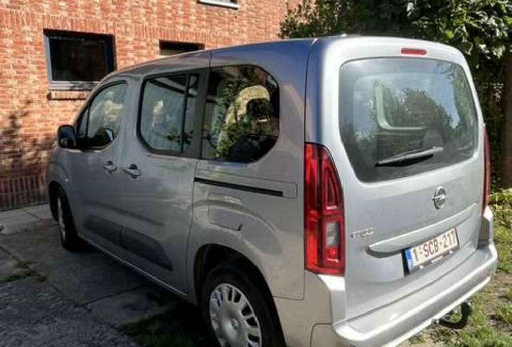 Opel Combo Life 1.2 Innovation monovolume
