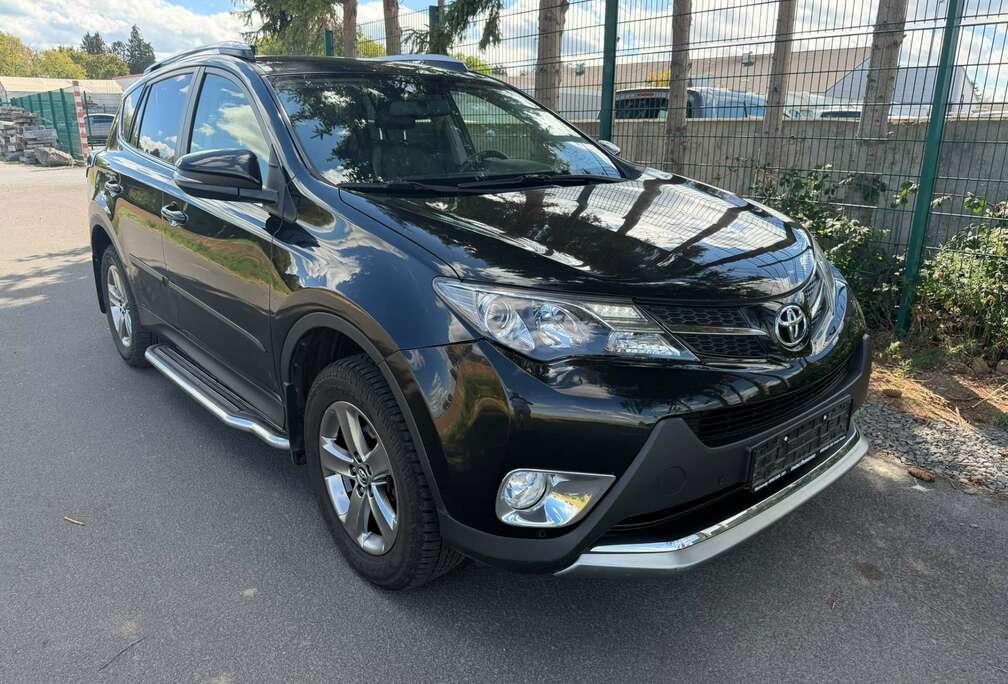 Toyota 2.2 D-4D 4x4 Active