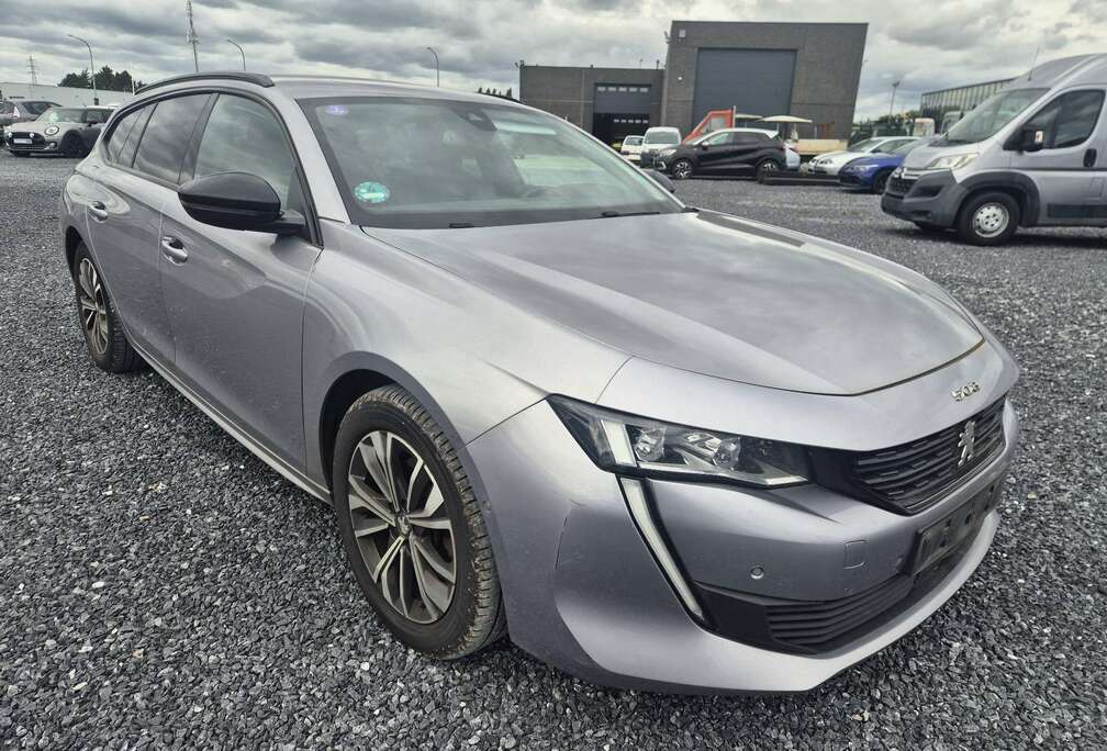 Peugeot SW 1.2i / Marchand ou Export