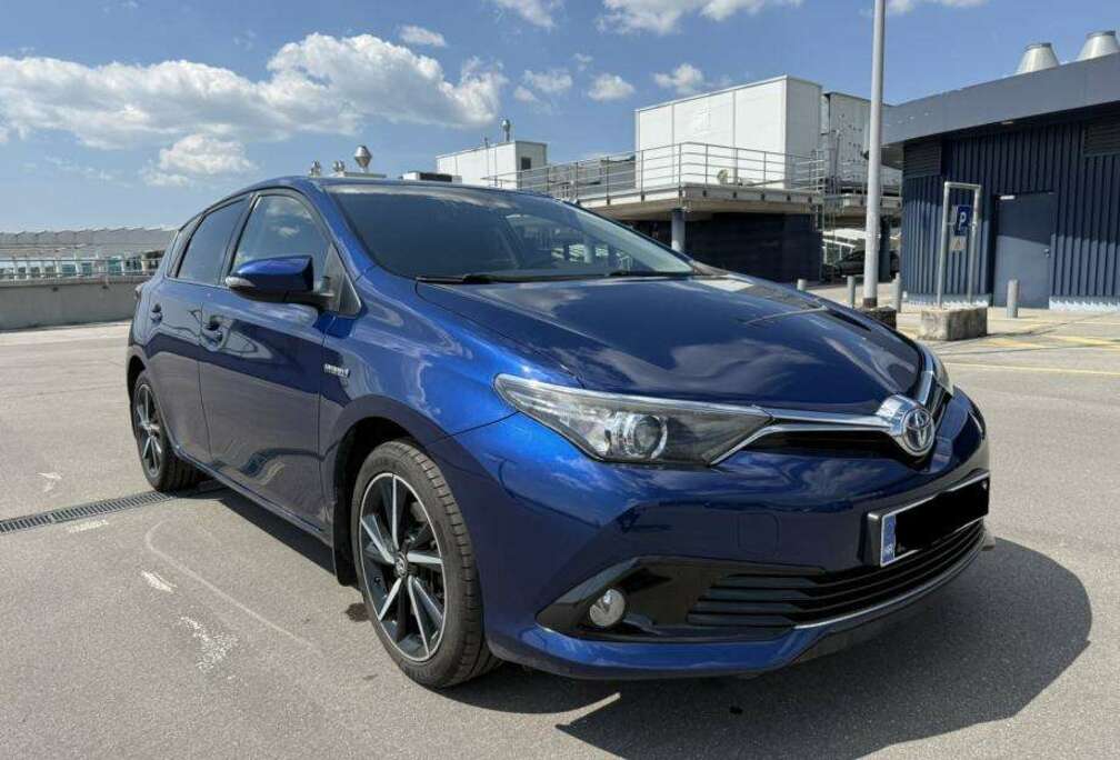 Toyota 1.8i HSD Premium CVT