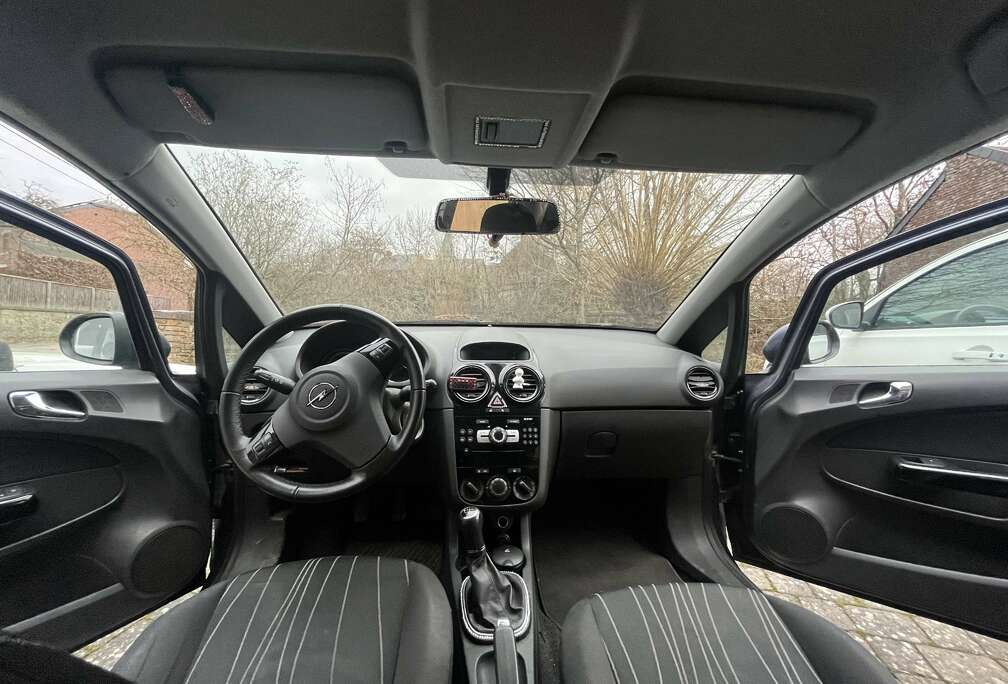 Opel 1.7 DTL Di 16v Comfort