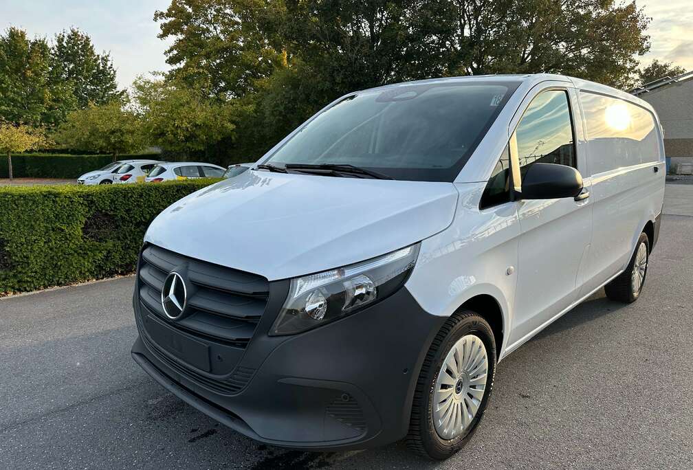 Mercedes-Benz Facelift 116 CDI Long Navi*Front/Side Assist*PDC