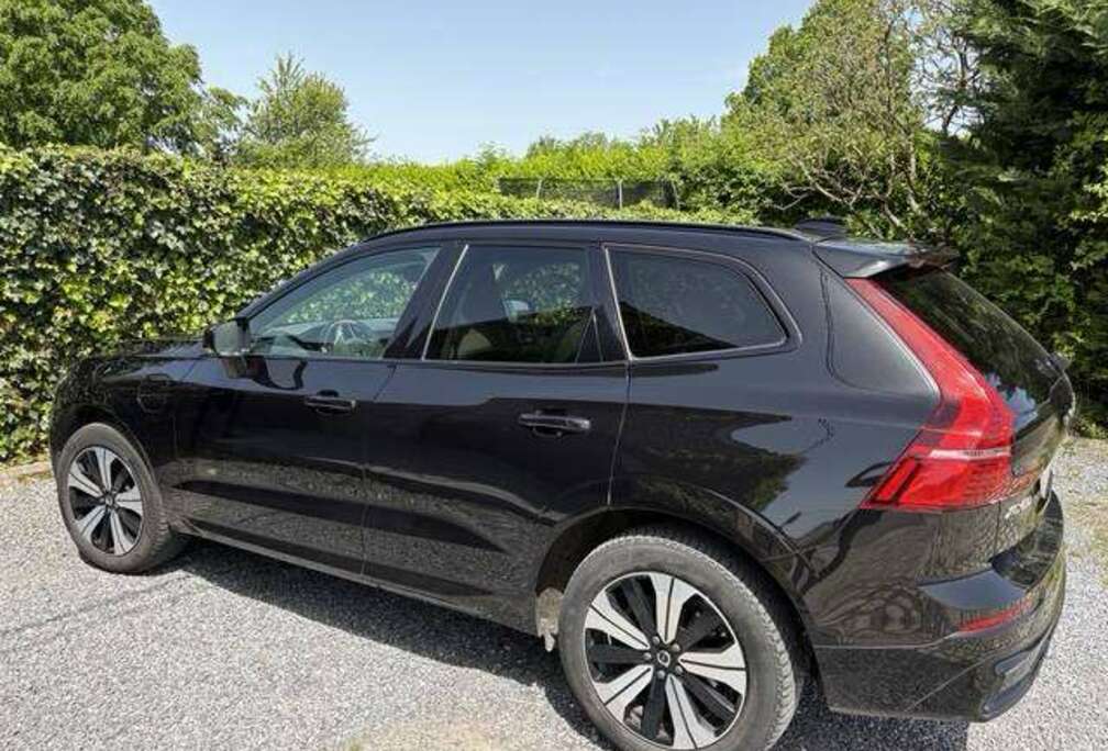 Volvo XC60 2.0 T6 PHEV AWD Essential Bright (257kW)