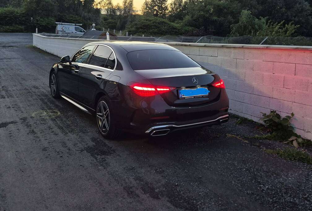 Mercedes-Benz C 300 e PHEV AMG Line (230 kW)