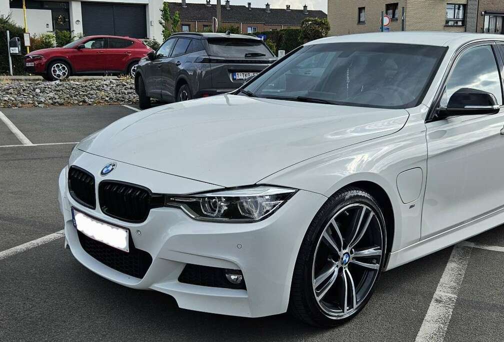 BMW 330eA Plug-In Hybrid