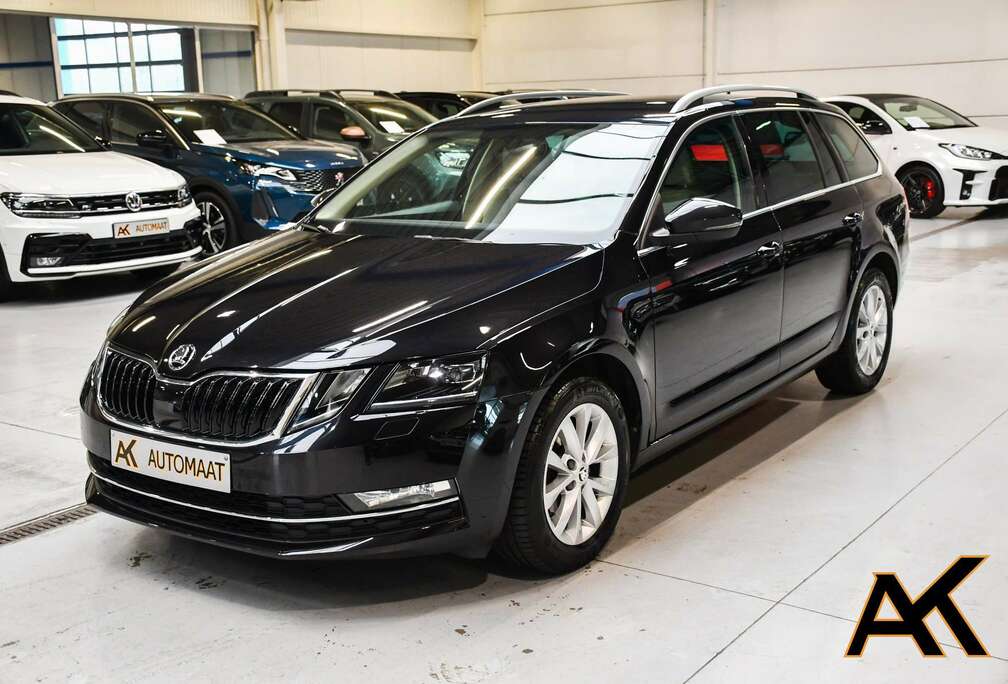 Skoda SW 1.6 CR TDi Style DSG - NAVI / TREKHAAK / PDC