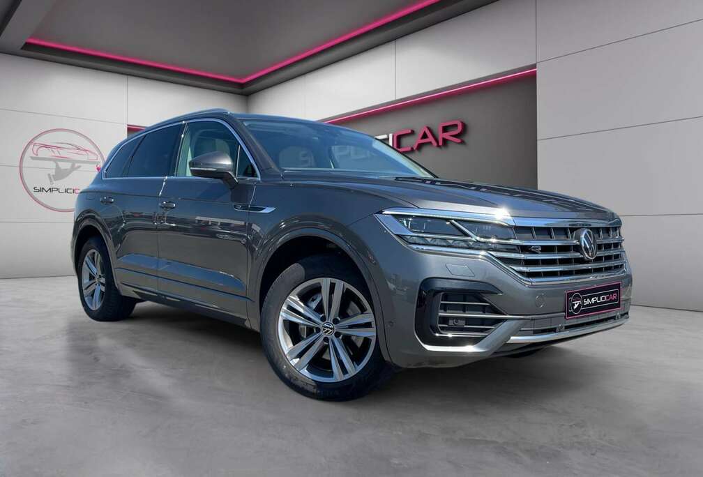 Volkswagen 3.0 TDi V6 SCR 4Mo R-Line *GARANTIE 12 MOIS*