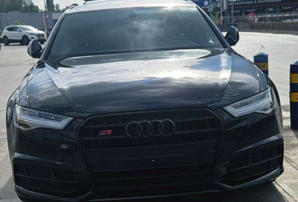 Audi 2.0 Tdi ultra Black édition