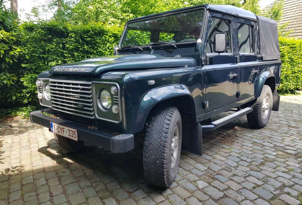 Land Rover Defender 110 DPF Station Wagon SE