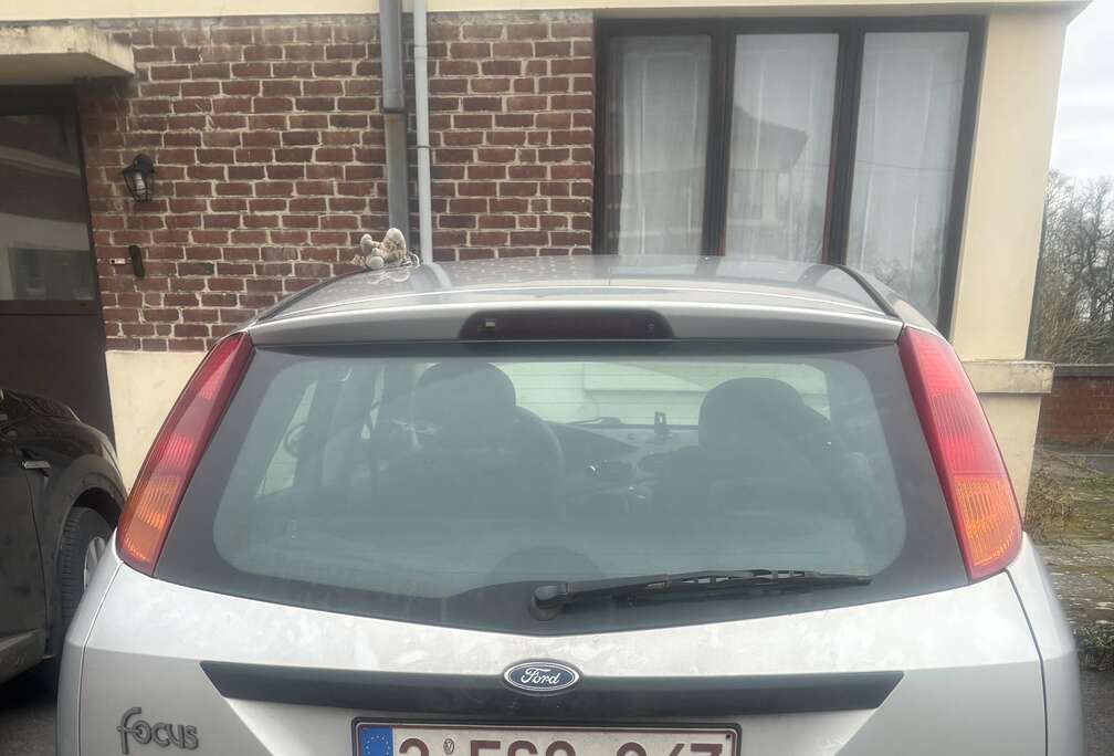 Ford 1.6i SE 16v Trend