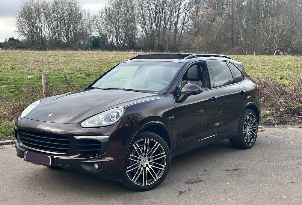 Porsche Cayenne 3.0 TD V6 Platinum Edition Tiptronic S