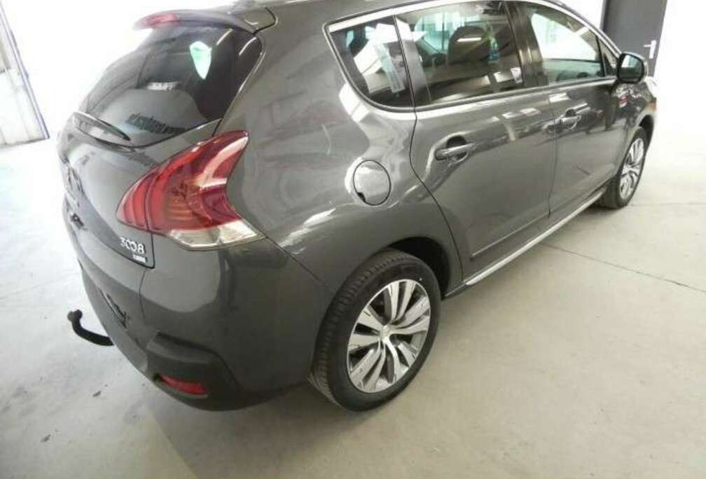 Peugeot 2.0 BlueHDi Allure