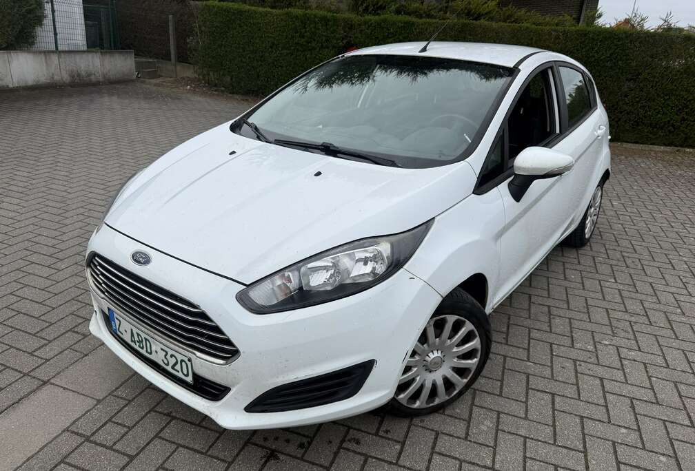 Ford Fiesta 1.5 TDCi Airco 1ermain 5P ROULE SUPER 10/10