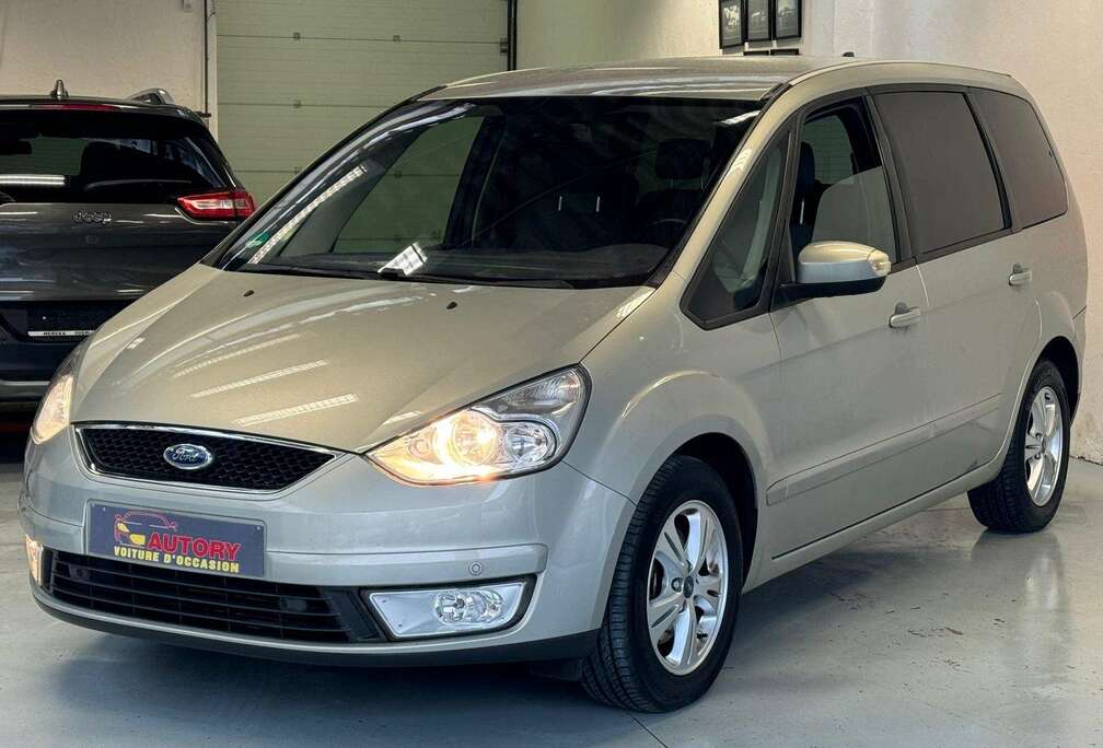 Ford 2.0 TDCi /  1ere Pro  / Automat / 7pl / Car-pass