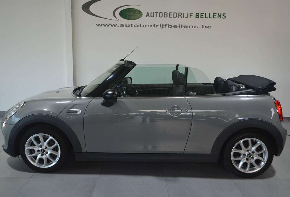 MINI Mini Cabriolet 1.5 One / NAVIGATIE / CRUISE CONTROL