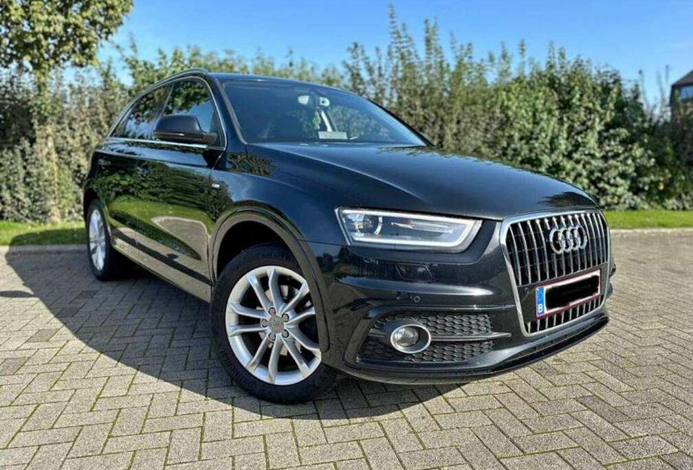 Audi Q3 2.0 TDi S line