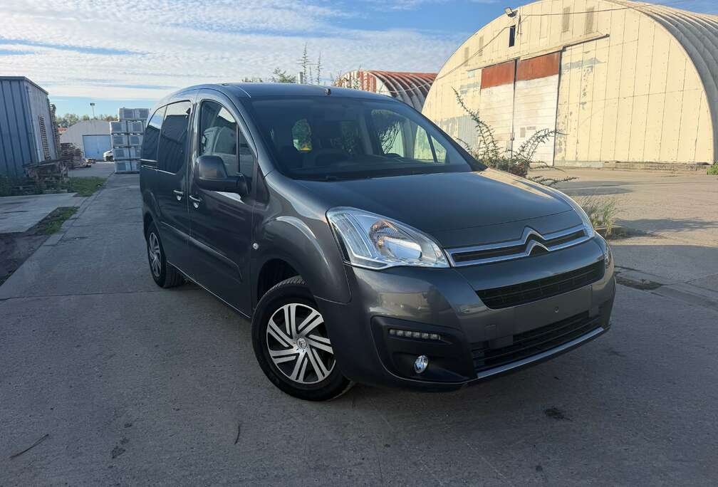 Citroen 1.2i XTR S