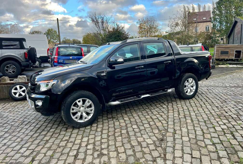 Ford 3.2 TDCi Limited moteur neuf et car-pass