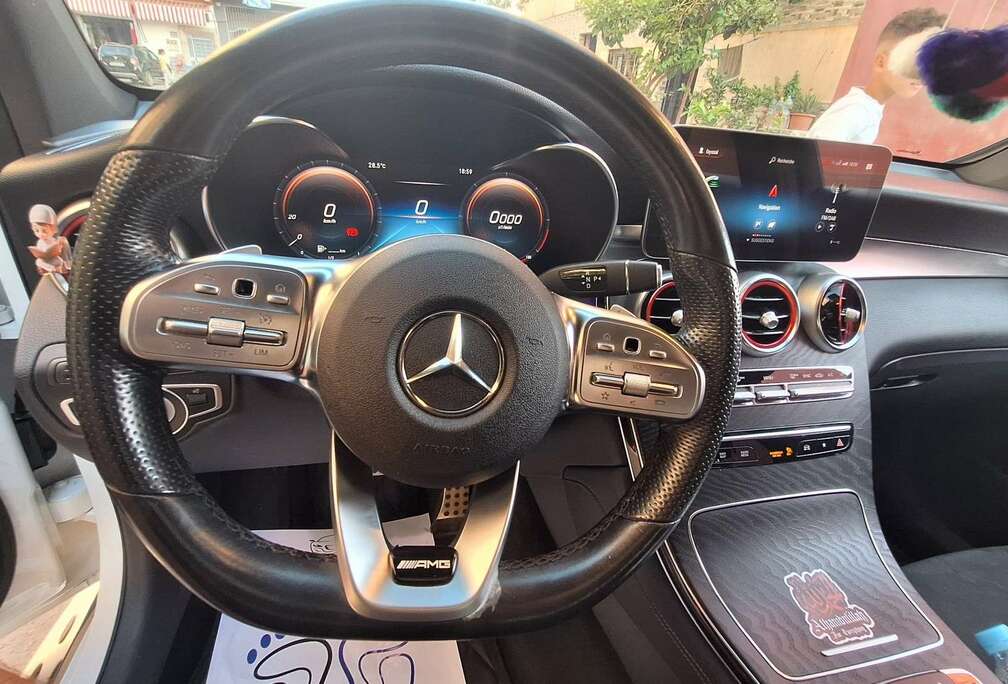 Mercedes-Benz Coupé d 4-Matic