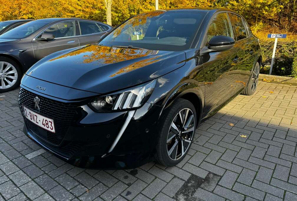 Peugeot Peugeot e-208 EV GT 50 kWh 136pk