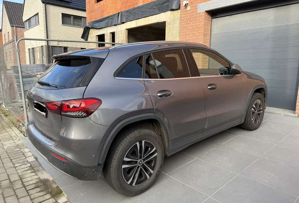 Mercedes-Benz GLA 180 d Business Line