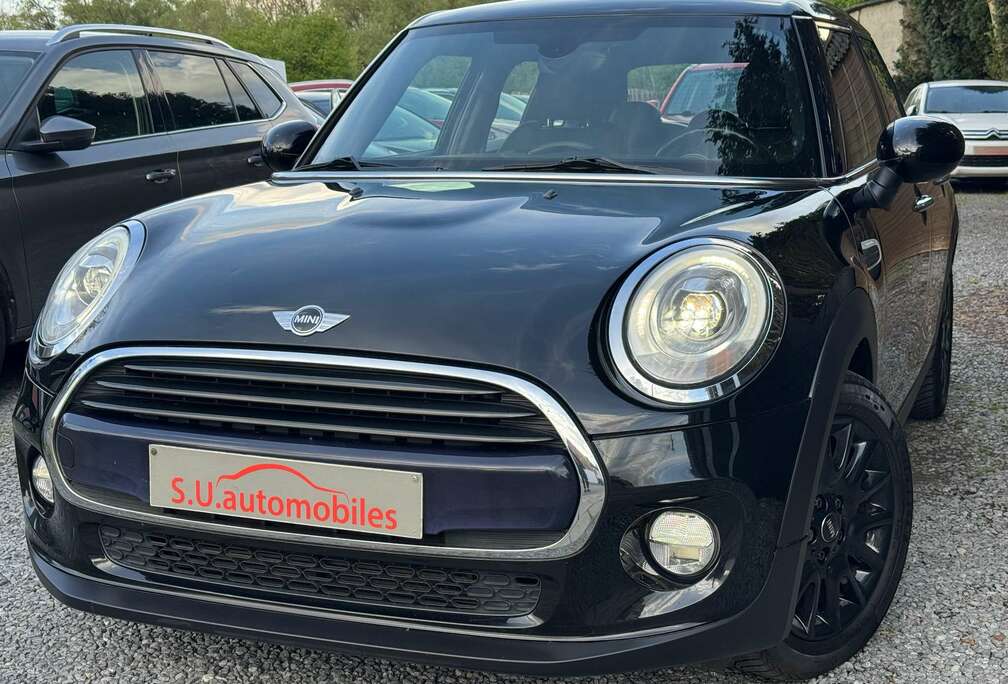 MINI 1.5 dA AUTOM./FULL Black/5 Portes/Navi/Cuir/Xénon/éclaire Amb/Gar12M