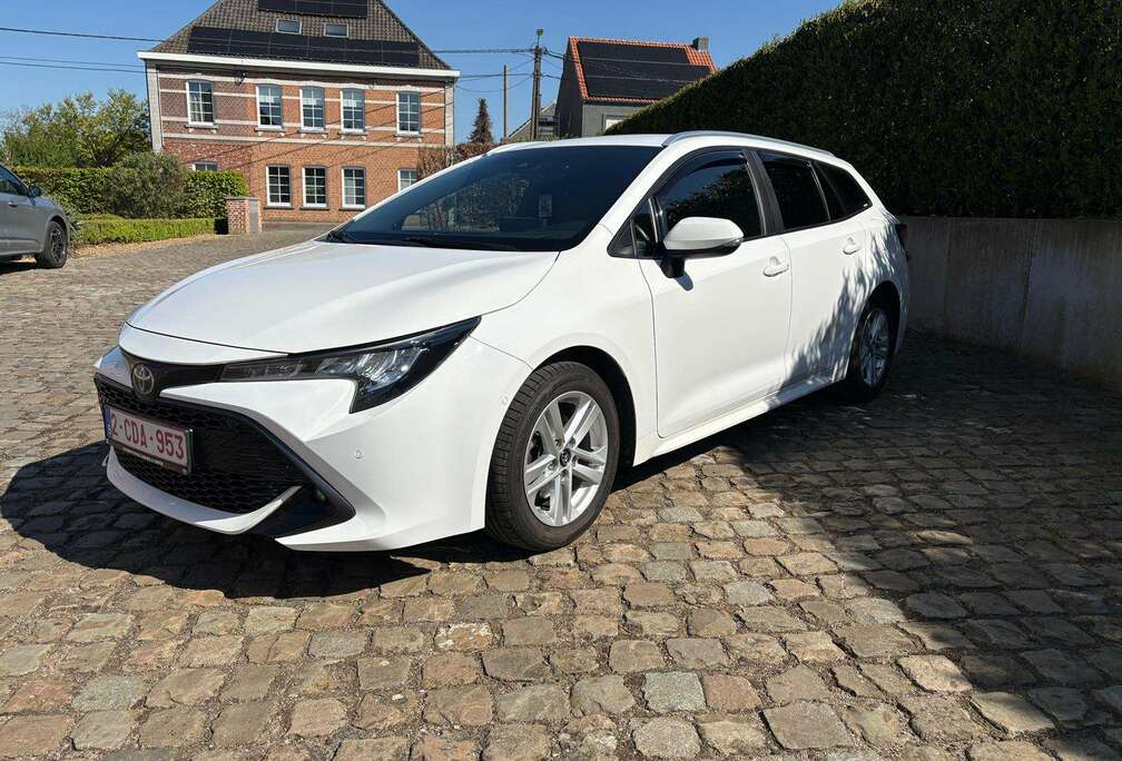 Toyota Corolla SW Hybrid 2.0 Dynamic e-CVT