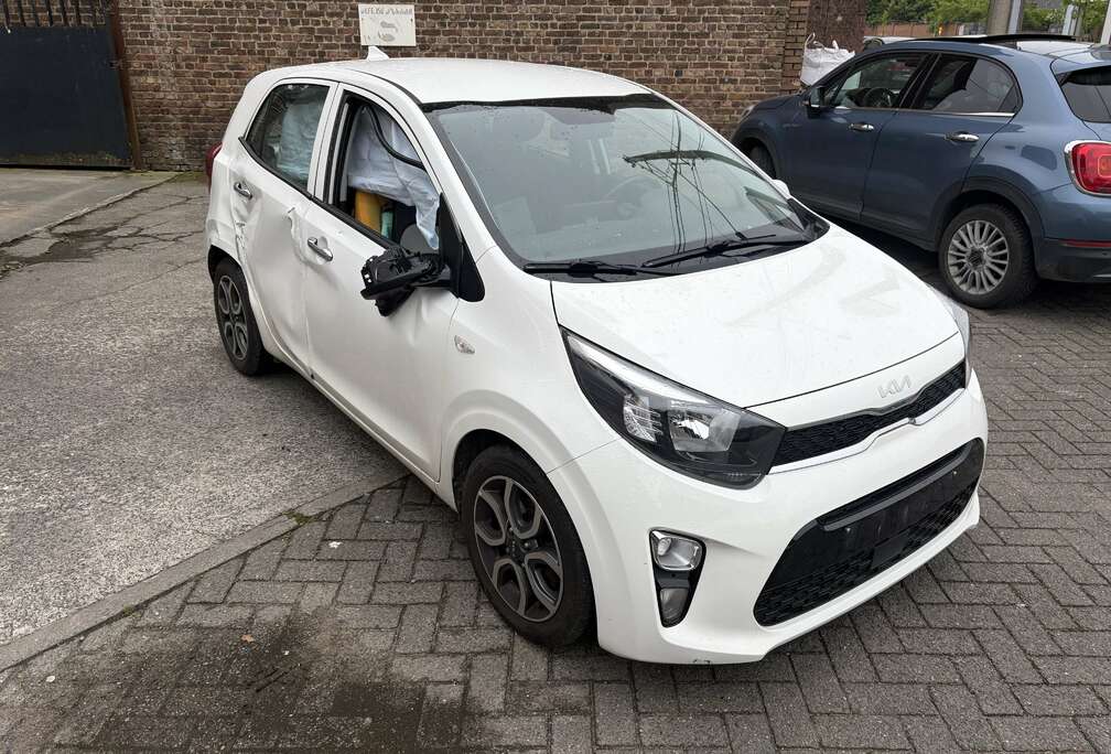 Kia Picanto 1.0i GT Line AMT ISG