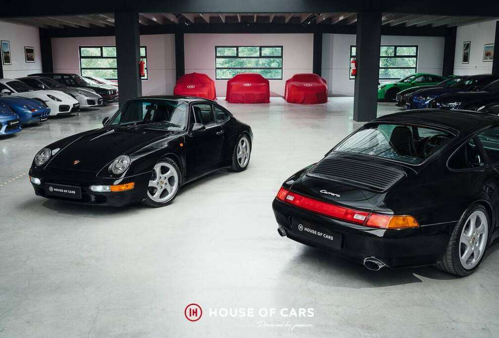 Porsche .1 - 911 Carrera Coupe - Manual - Black on Black - Best options
