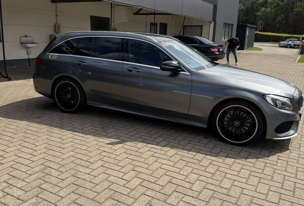 Mercedes-Benz d T 9G-TRONIC AMG Line
