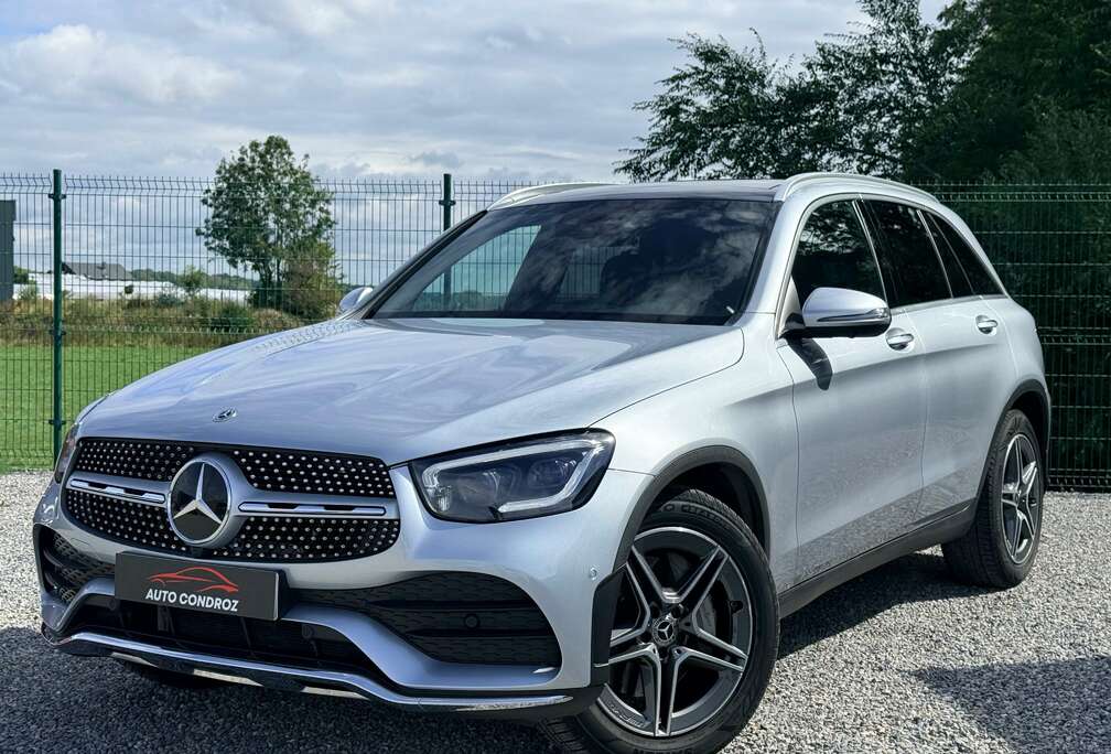 Mercedes-Benz GLC 220 d 4-Matic // AMG LINE // FULL OPTIONS // 12 MOIS GARANTIE