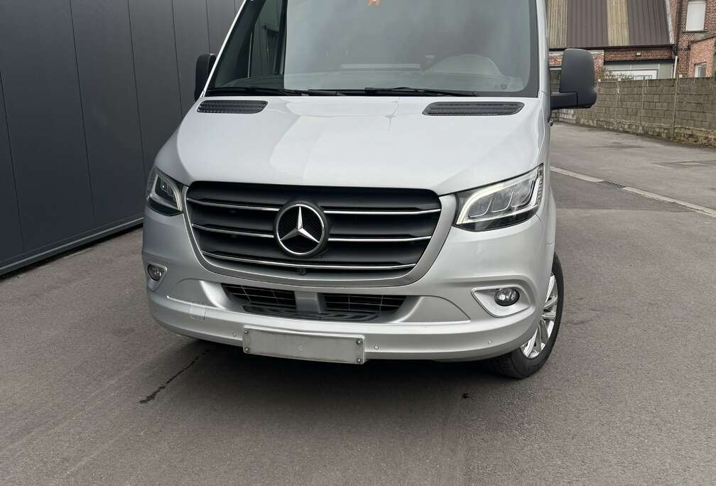 Mercedes-Benz 319 3.0 CDI V6 L2H2 RWD 7G-tr.Plus(EUVI)