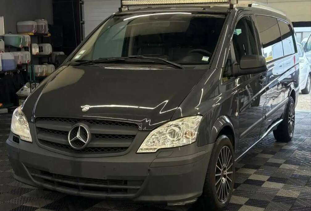Mercedes-Benz 3.0 CDI V6 AUTOMAAT DUBBELE CABINE 6-ZITPLAATSEN