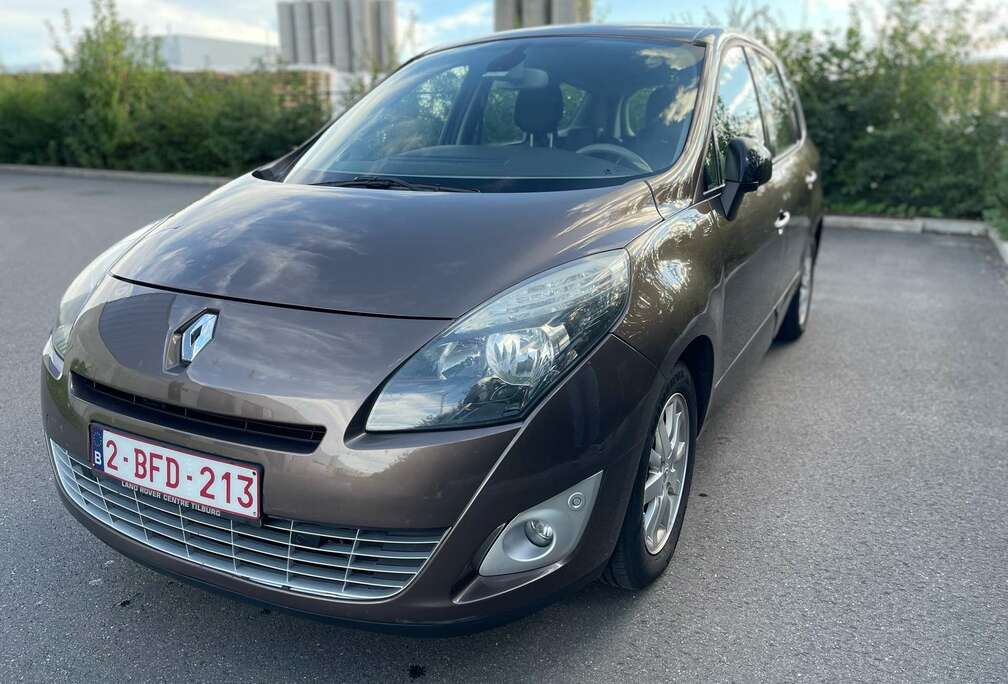 Renault Scénic 2.0i Privilège 7pl.