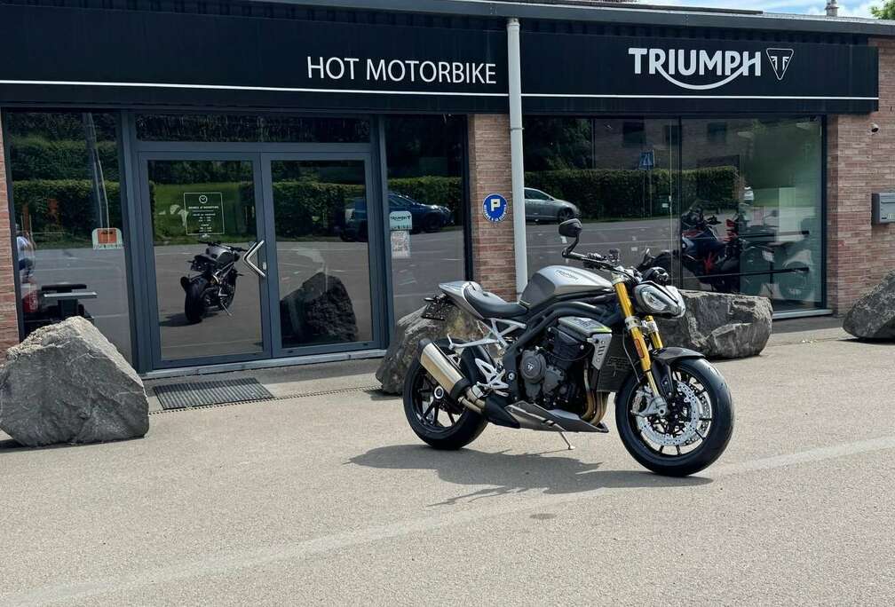 Triumph (garantie 24 mois)