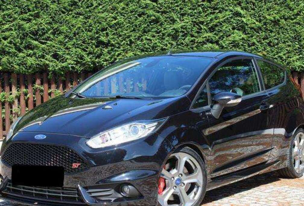 Ford Fiesta 1.3i Ambiente