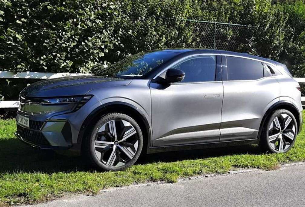 Renault e-Megane E-Tech 60 kWh Iconic R220 Optimum charge Iconic