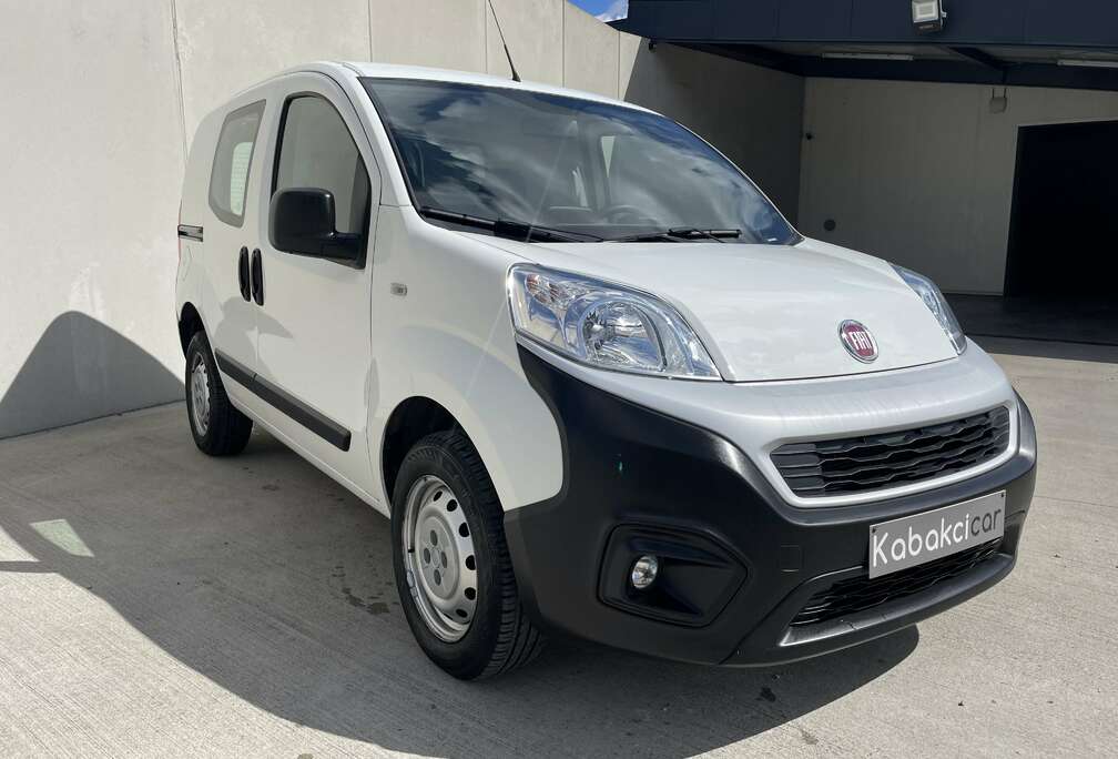Fiat Fiorino ESSENCE/CNG/Climatisation/GPS/Radar Arr