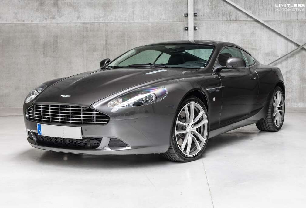 Aston Martin 5.9i V12 Touchtronic