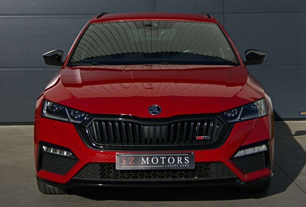 Skoda RS  PHEV  1.4 DSG  DEALER ONDERHOUDEN