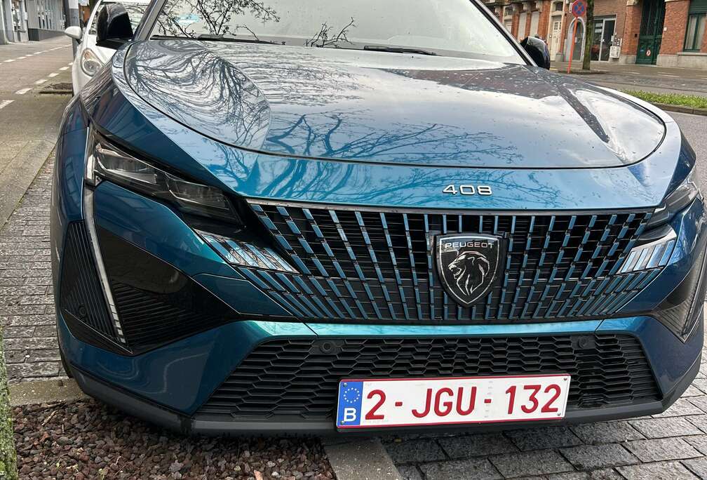 Peugeot First Edition Plug In Hybride EAT8
