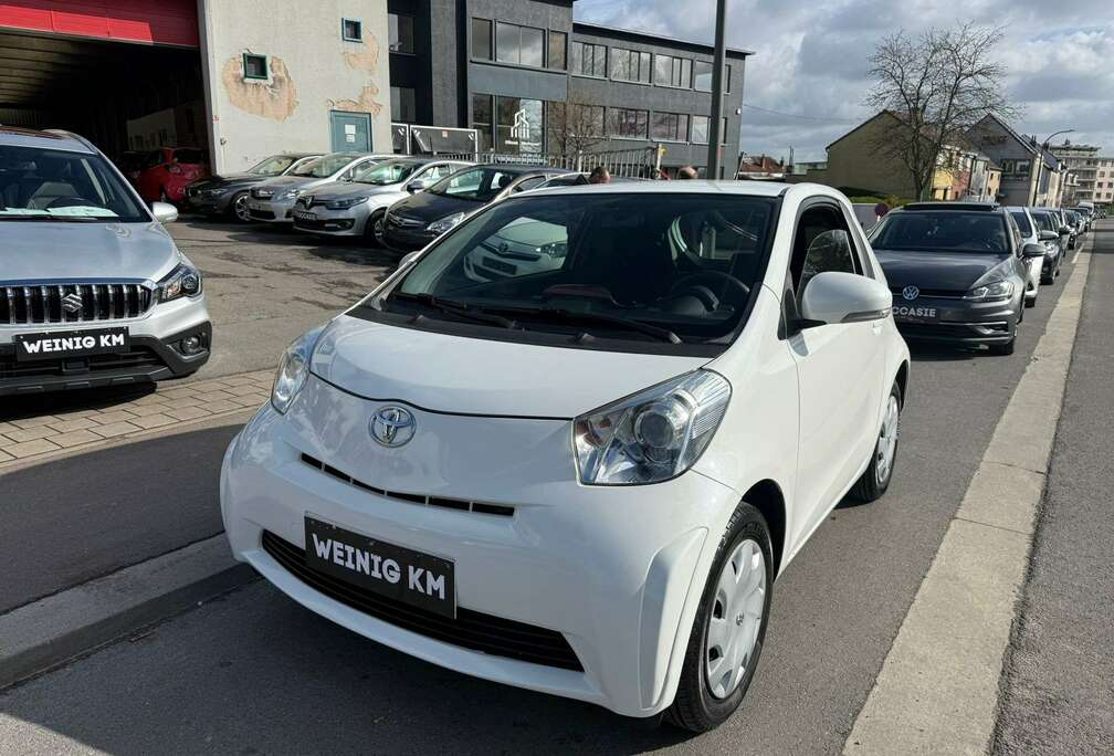Toyota iQ 1.0i VVT-i Luna**12M GARANTIE**CARNET COMPLET**