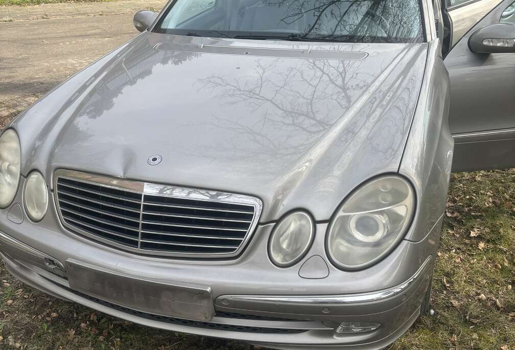 Mercedes-Benz E 220 CDI Avantgarde