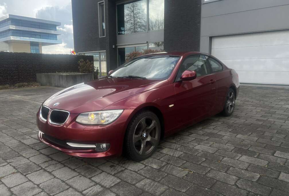 BMW Coupé 320i Facelift