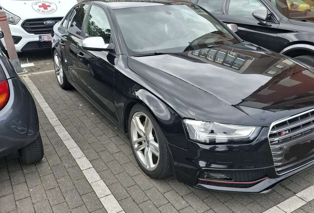 Audi 1.8 TFSI Quattro S line