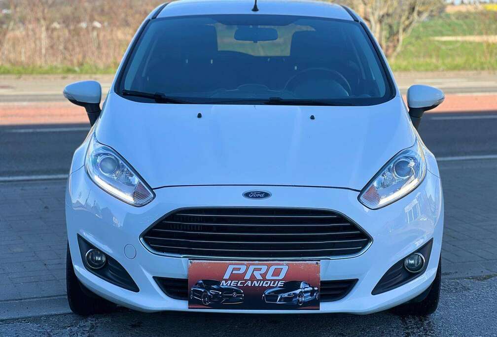 Ford 1.5*Eurob*Clim*Nouv. Kit distribution*Carnet*Ve*Re*Vc*Ja*etc