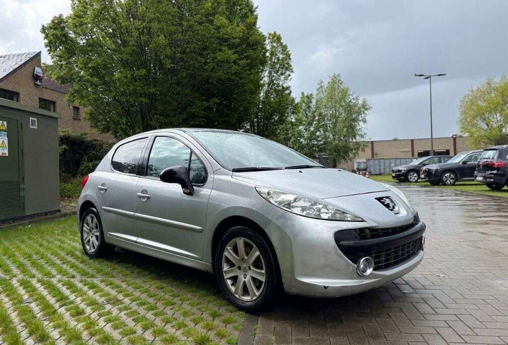 Peugeot 120 Automatik Sport